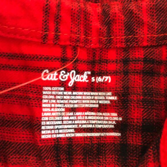 Cat & Jack NWT Boys' Red Plaid Flannel Button Down Size S (6/7) - Picture 4 of 6